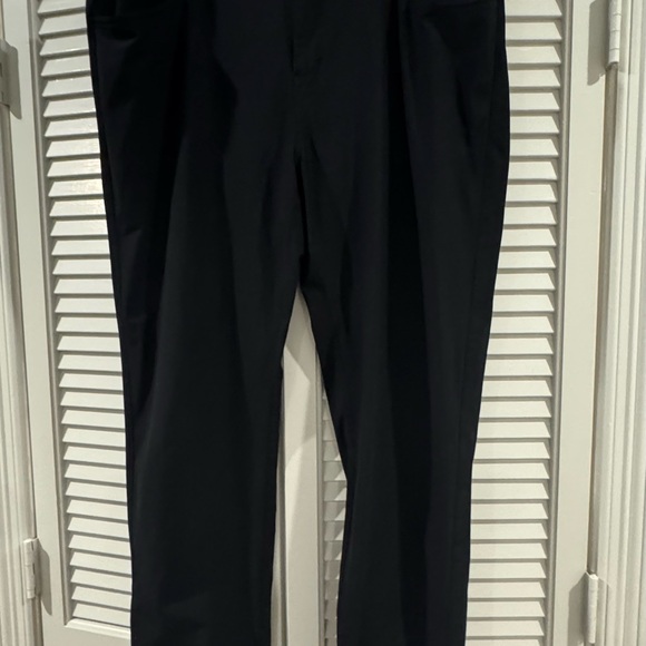 Vuori Other - Vuori Men's Sleek Black Dress Pants